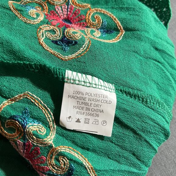 Kindred Top Womens 2X Green Floral Crochet Trim 3/4 Sleeve V-Neck Boho Casual - Picture 7 of 9